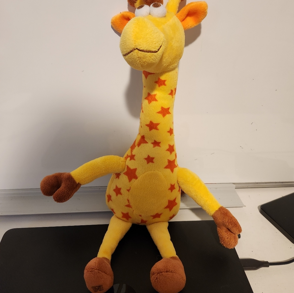 Toy's R Us Geoffrey the Giraffe plush toy. 17 inches